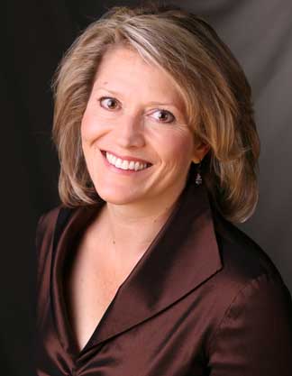 Portrait of flutist Lisa Byrnes